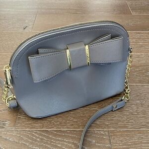 NWOT Betsy Johnson Crossbody Bag | Bow Detail | Gray